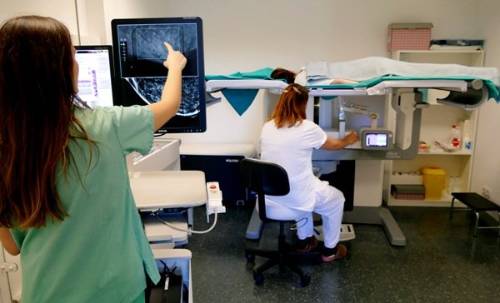 Biopsia guiada en mesa exterotáxica