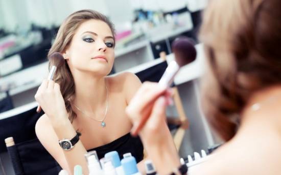 ¿Existe la alergia a los cosméticos?