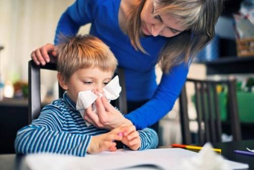 Niño con alergia