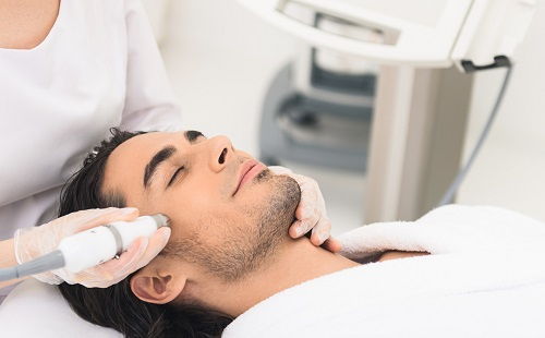 Piel iluminada, hidratada y sin impurezas, ¿cómo lograrlo?