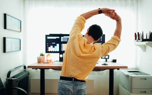 5 tips para prevenir el dolor muscular en el trabajo