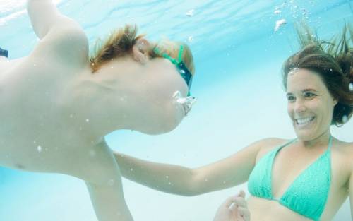 Cómo proteger el oído en la piscina