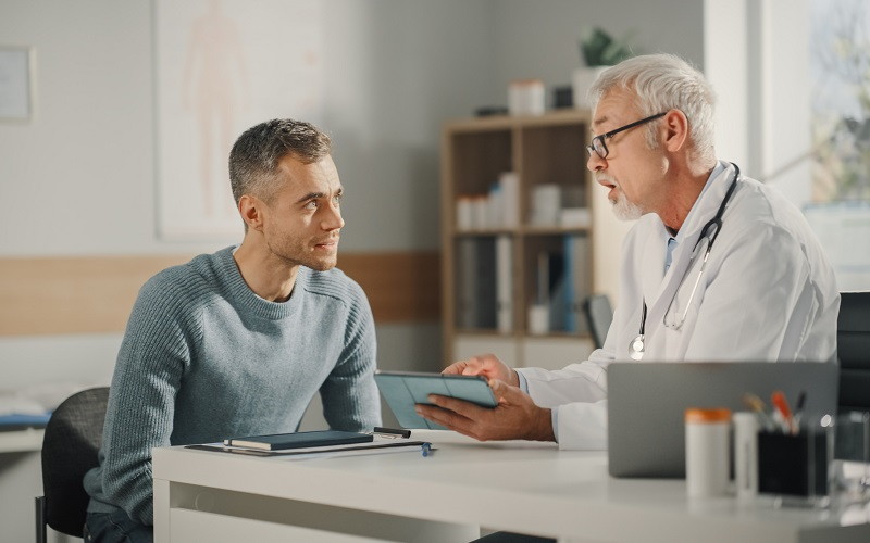 Tratamientos para alargar el pene, a revisión