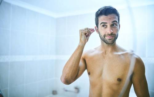 Precaución con el uso de bastoncillos